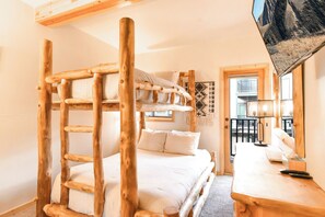 3 Schlafzimmer, Bügeleisen/Bügelbrett, kostenloses Internet, Bettwäsche