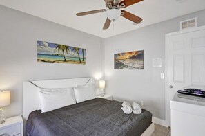 4 Schlafzimmer, Bügeleisen/Bügelbrett, Reisekinderbett, WLAN