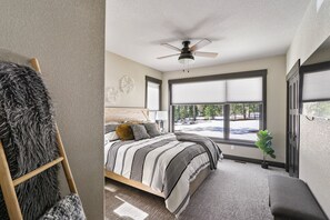 6 bedrooms, free WiFi, bed sheets