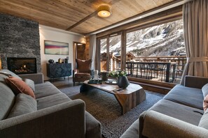 Apartment | Esszimmer
