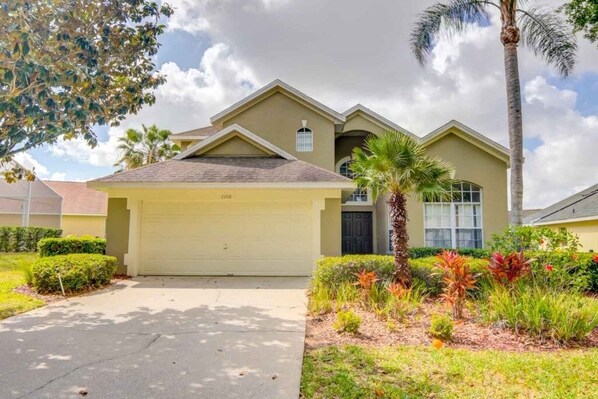 House, 4 Bedrooms | Exterior