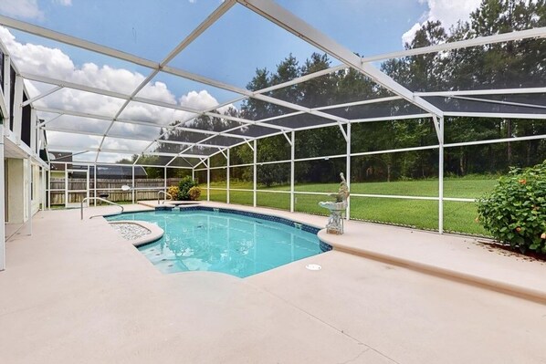 House, 3 Bedrooms | Pool