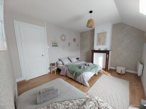 2 Schlafzimmer, Bügeleisen/Bügelbrett, kostenloses WLAN, Bettwäsche