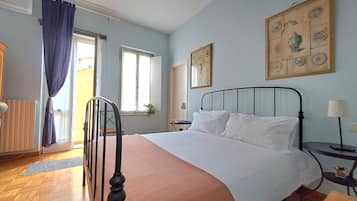 1 Schlafzimmer, Schreibtisch, Bügeleisen/Bügelbrett, kostenloses WLAN