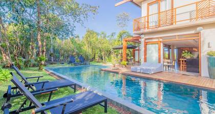 PF17 Casa 05 Suítes-Praia do Forte