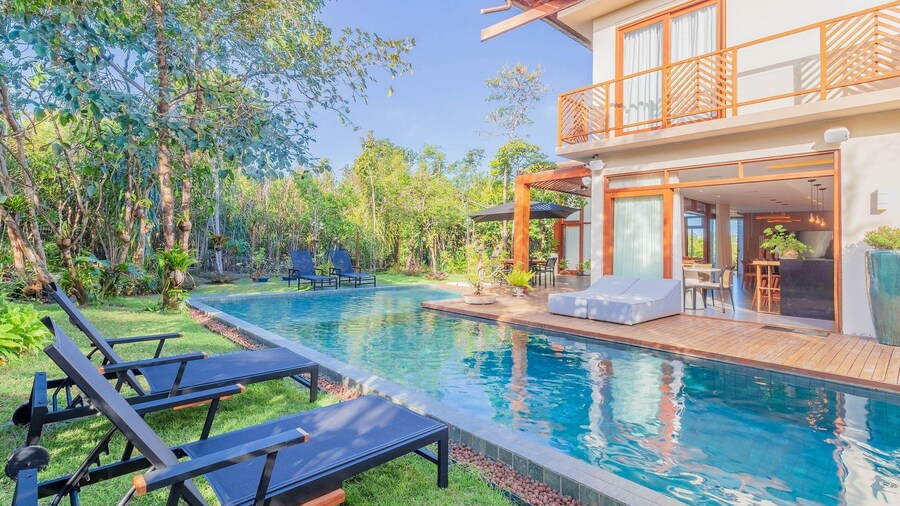 PF17 Casa 05 Suítes-Praia do Forte