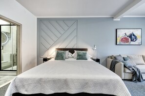 3 bedrooms, iron/ironing board, travel crib, WiFi - Villa Luce - Beautiful Countryside Villa with heated Pool (Vitaljina)