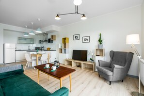 Living room - Apartments Warta Residence by Renters (Poznan)