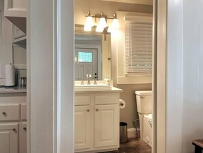 Douche, serviettes fournies