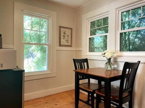 Dining - Fresh & Comfy Studio Apartment w/ Kitchenette (Mobile)