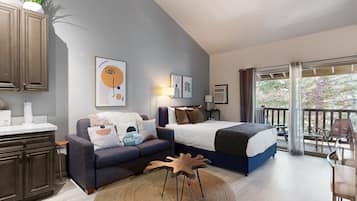 Iron/ironing board, internet, bed sheets