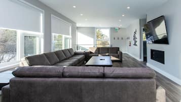 Luxury Cabin, Multiple Bedrooms, Non Smoking, Mountain View | Living area | 43-inch Smart TV with cable channels, TV