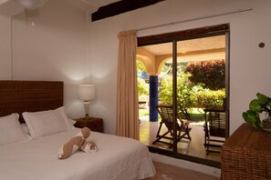6 bedrooms, in-room safe, iron/ironing board, travel cot - Casa Bonita: Casa de 6 Dormitorios Para 12 Personas (Isla Mujeres)