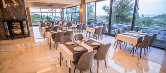 爱丽丝精品酒店