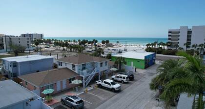 Beach Please *Across The Street From Public Access