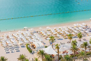 Beach nearby - Jaw dropping 2BR Apt with Sea View at FIVE Palm (Dubai)