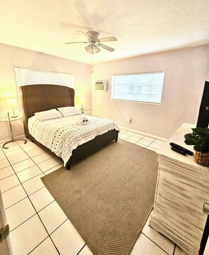 1 bedroom, iron/ironing board, free WiFi, bed sheets - Top area in Coral Gables and Coconut Grove (Coral Gables)