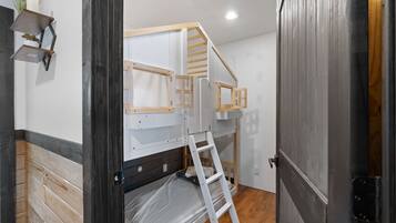 3 chambres, fer et planche Ă repasser, Wi-Fi, draps fournis