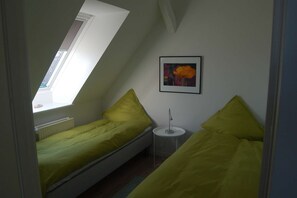 1 bedroom, iron/ironing board, WiFi