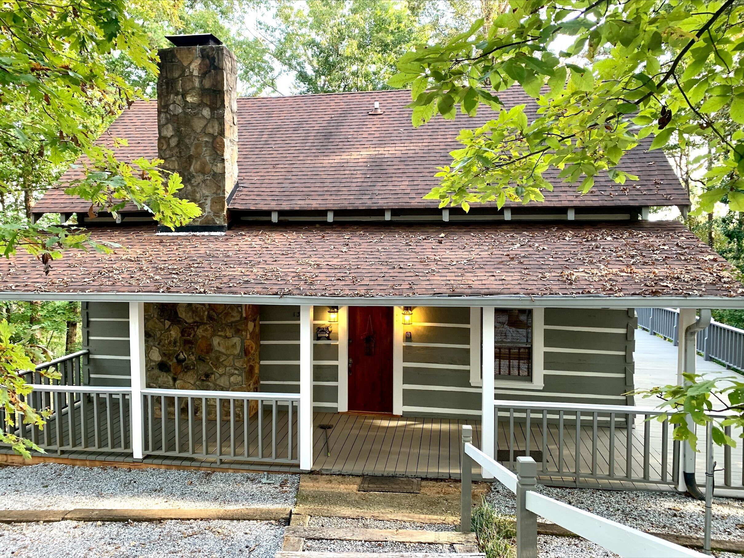 Black Bear Lodge 🪵cabin•Hot Tub•Fire Pit🔥•Large Decks•Secluded•3 bed 2 bath