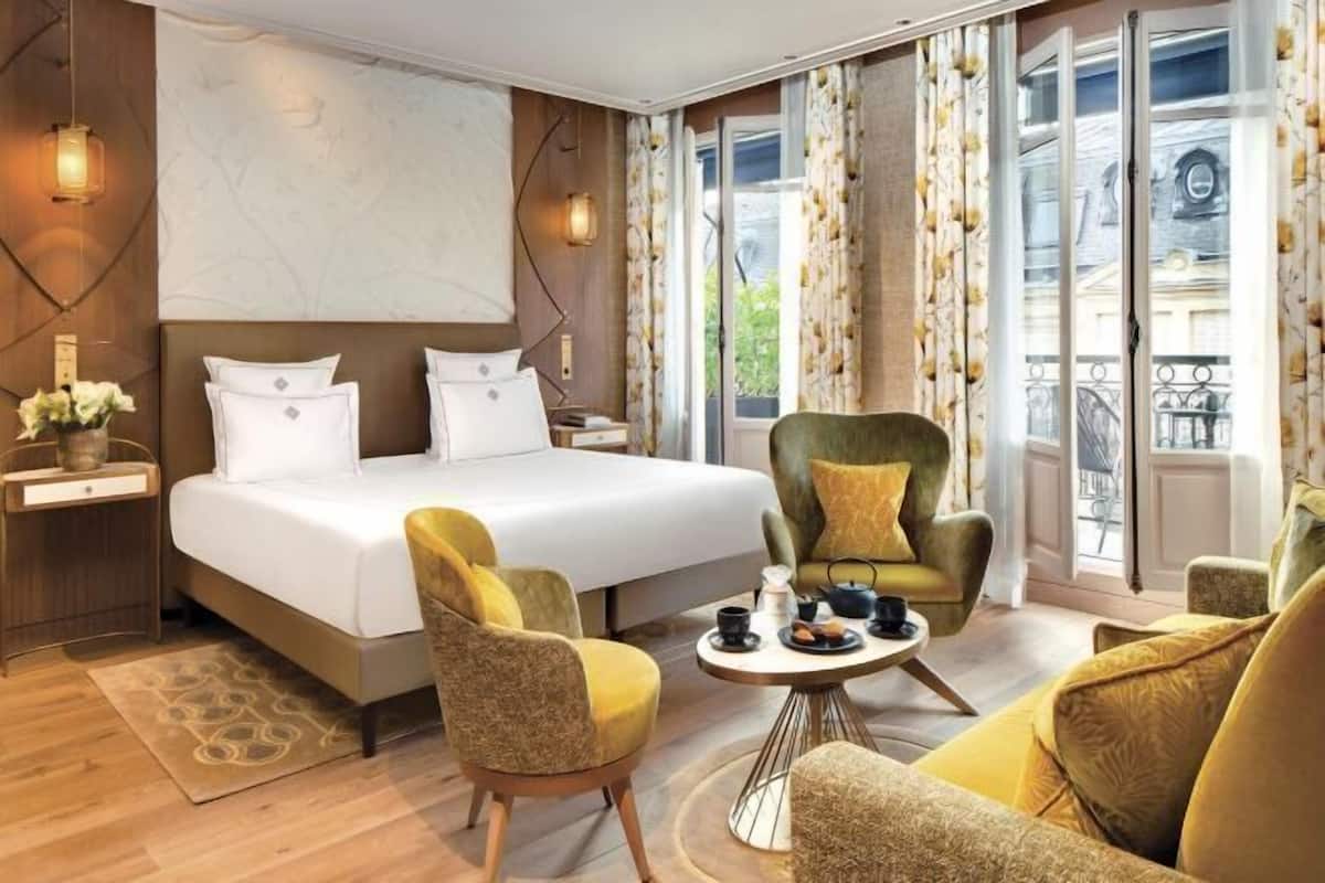 Luxe beddengoed, een kluis op de kamer, verduisterende gordijnen