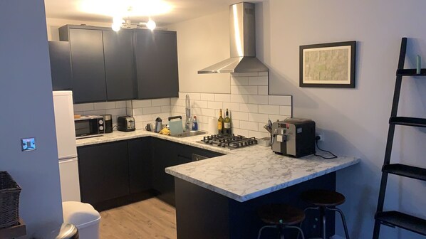 Fridge, microwave, oven, dishwasher