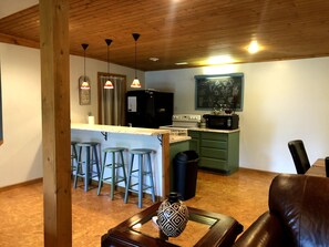Interior - Spacious Five Bedroom Country Home Near Hermann MO (New Florence)
