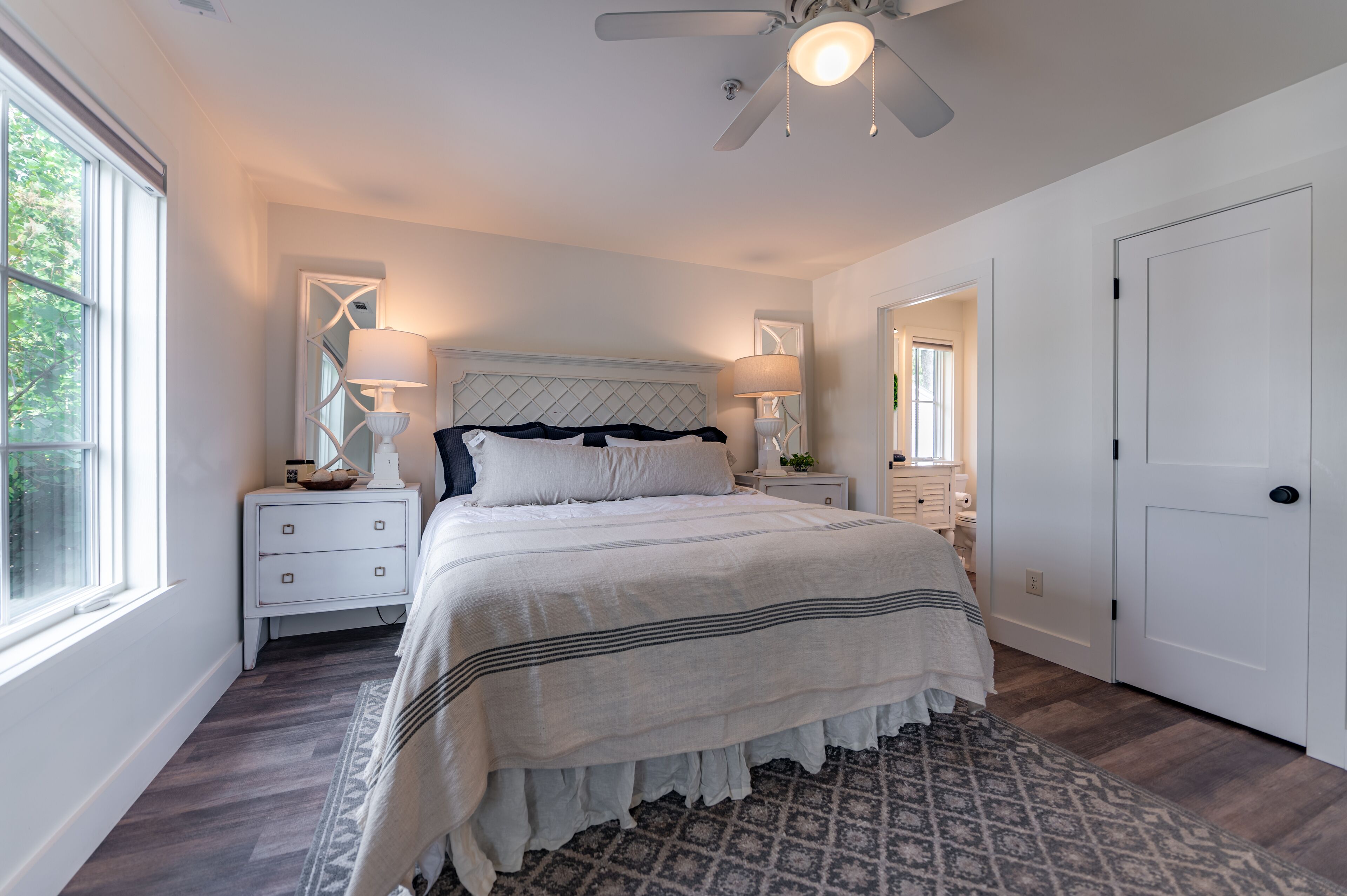 Downtown Clayton Farmhouse Loft 1BR/1BA