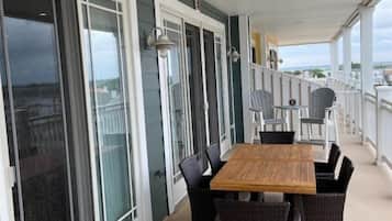 Condo (WC7701 Atlantic Avenue, Unit 304) | Balcony