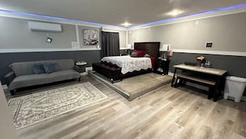 1 bedroom, desk, iron/ironing board, free WiFi