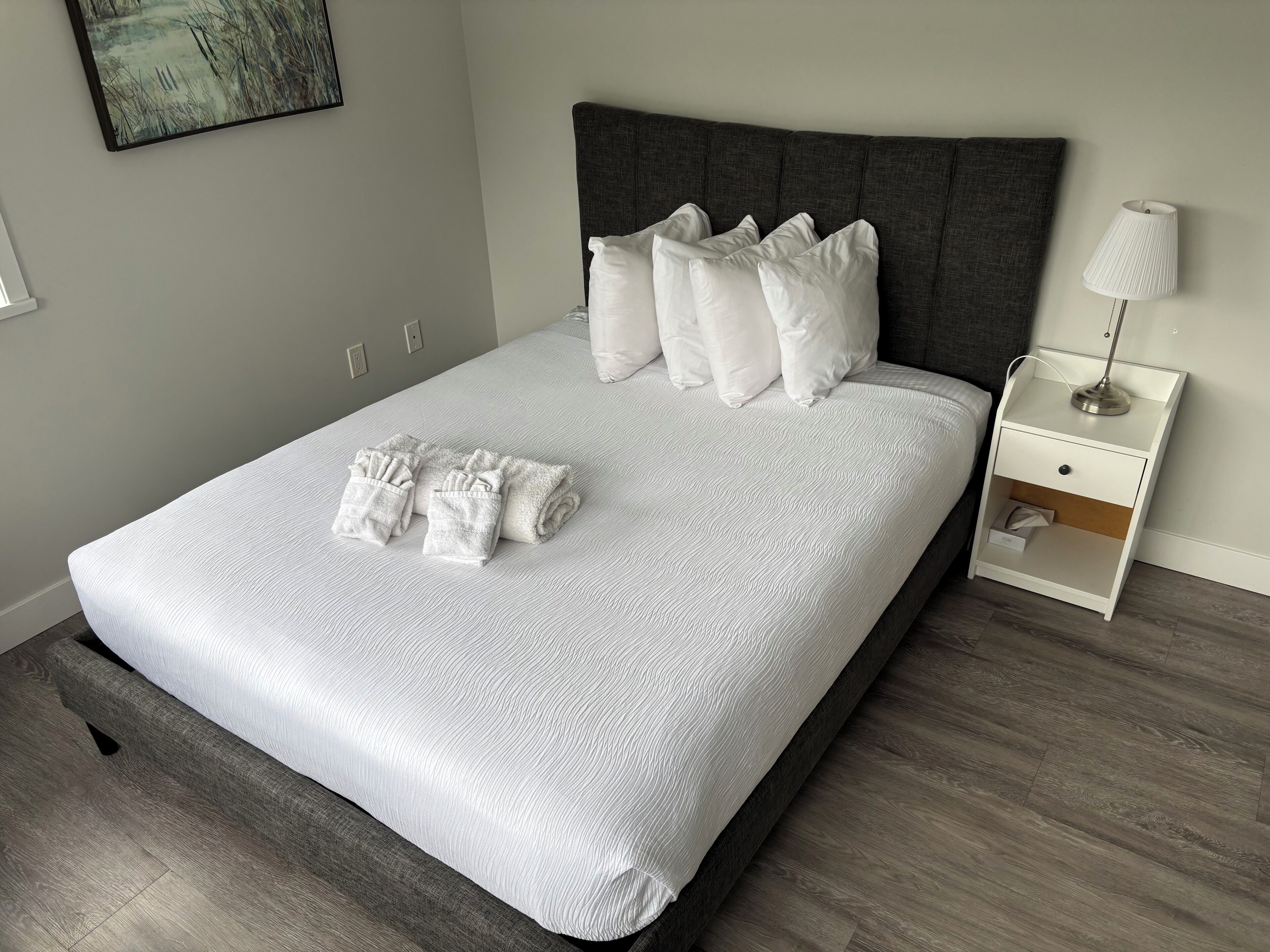 Luxury Suite | Premium bedding, iron/ironing board, free WiFi, bed sheets