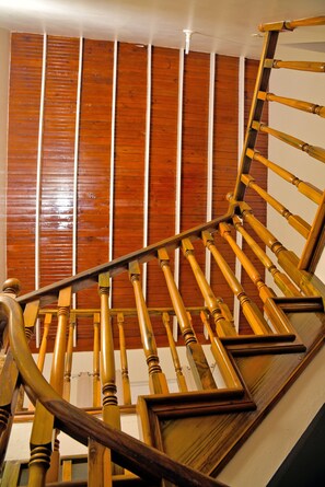 Interior - SuiteVille in Mandeville , Shopping Malls, Beaches, Parks, Highway nearby (Mandeville)