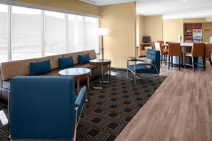 Lobby - Towneplace Suites By Marriott Tehachapi (Tehachapi)