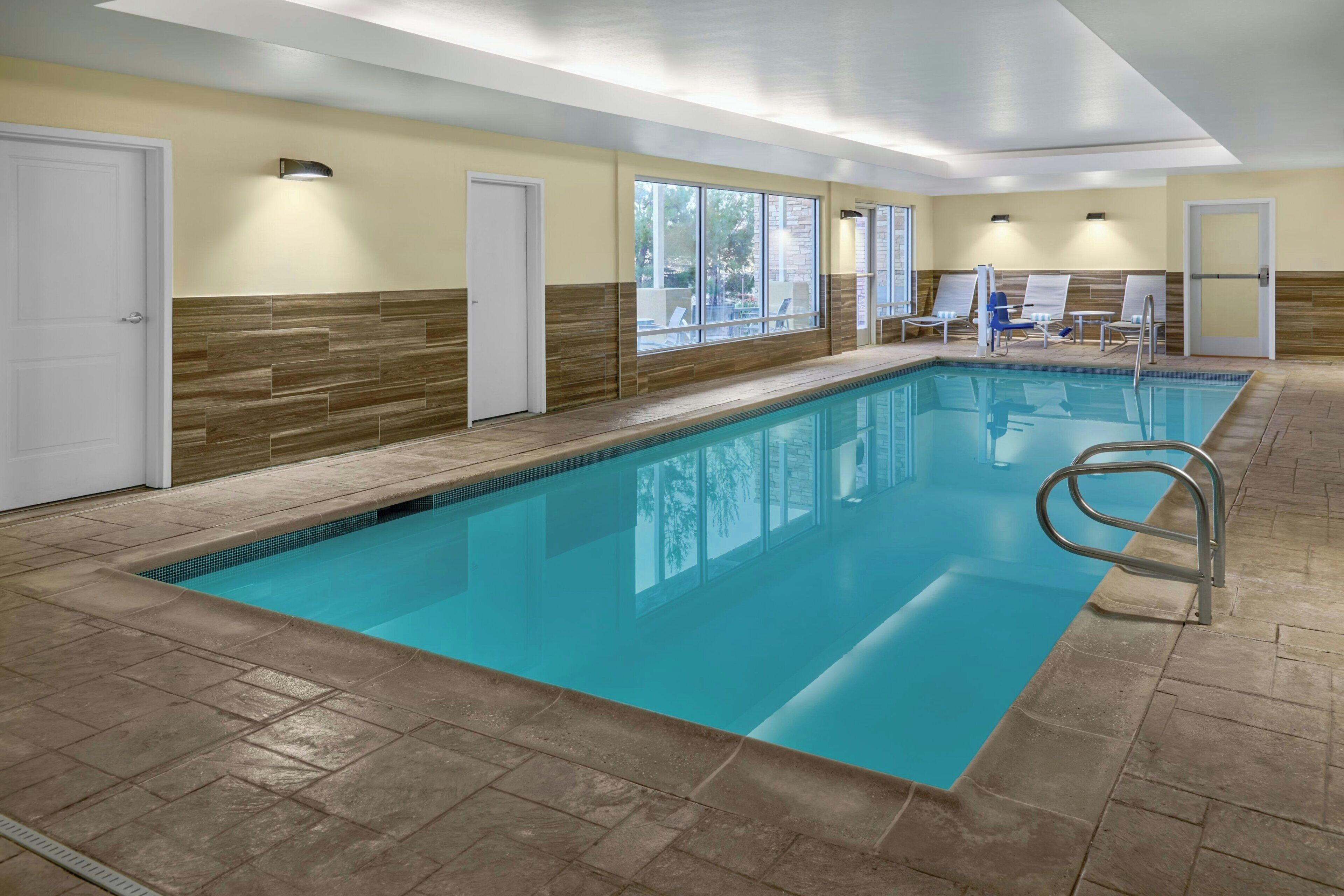 Indoor pool, outdoor pool