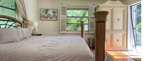 1 slaapkamer, een strijkplank/strijkijzer, gratis wifi, beddengoed