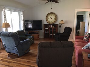 تلفزيون، كُتُب