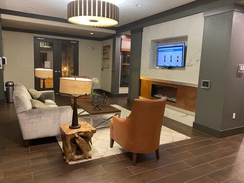 Beautiful two bedroom two bath