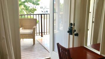 Vue depuis lâhĂ©bergement