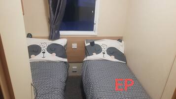 Apartment | 3 bilik tidur, cadar katil