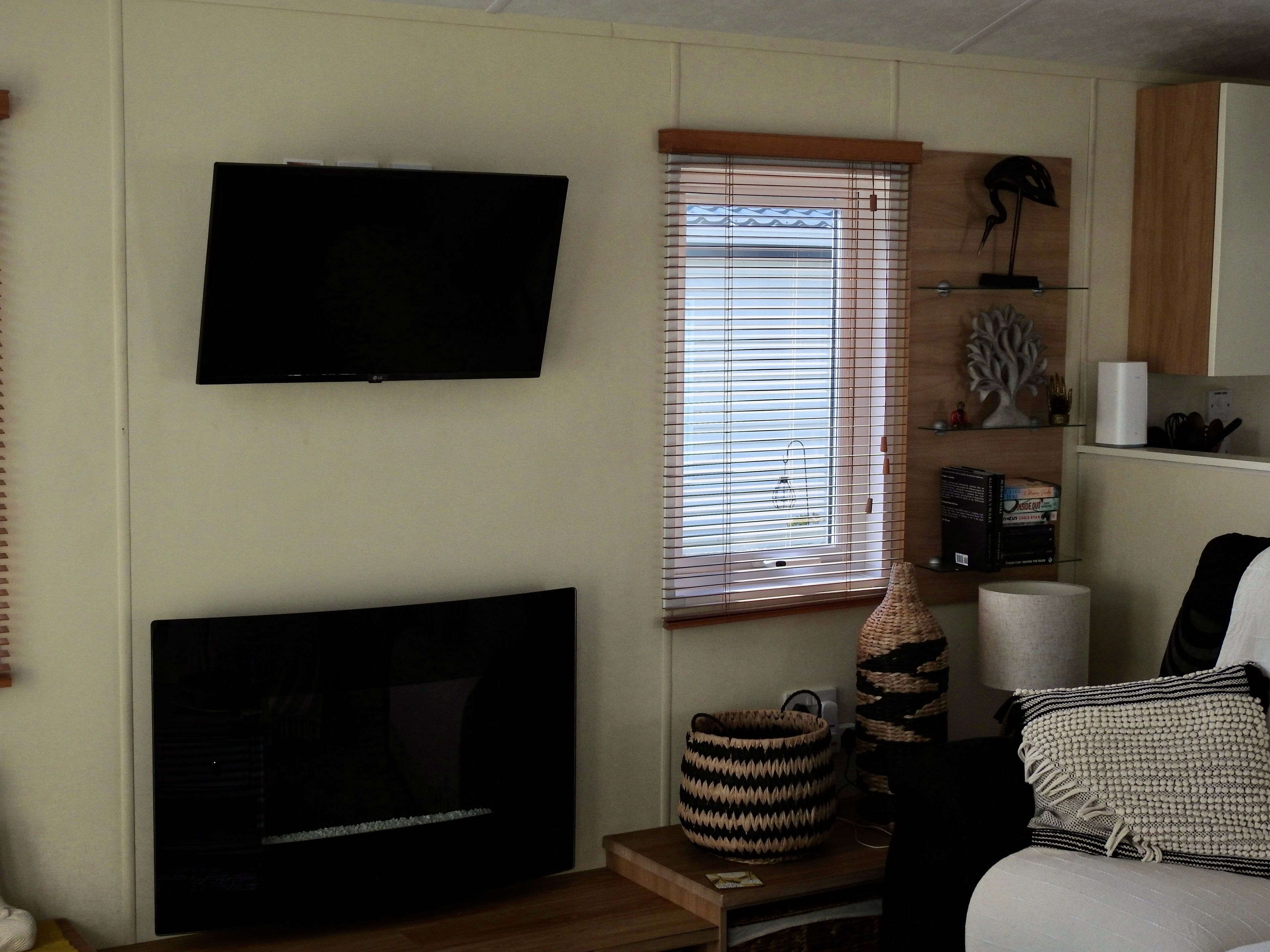 Luxury Lodge On Quiet Holiday Park - England