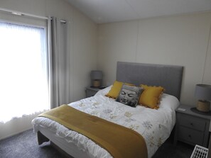 3 bedrooms, in-room safe, iron/ironing board, free WiFi