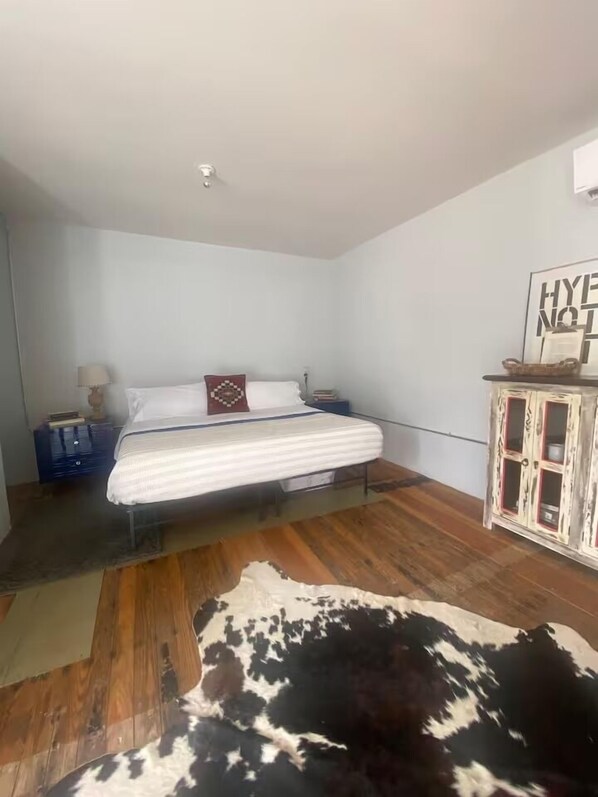 1 غرفة نوم ومكتب وواي فاي مجانًا