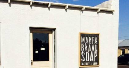 Marfa Space 1, Heart of Marfa! Walk to Main Street, Shops and Restaurants !!!