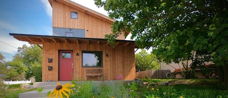 تفاصيل الفندق من الخارج