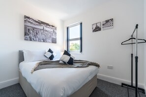 3 bedrooms, iron/ironing board, travel cot, free WiFi