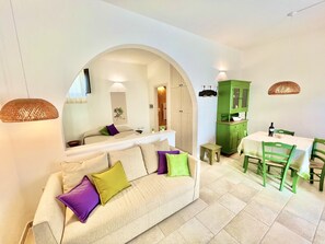 Luxury Quadruple Room | Living area - La Rossa Dimora (Alberobello)