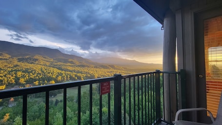 Property grounds. Breathtaking Mtn Views. Indoor pool