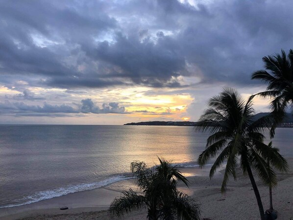 Beach nearby - Luxury Ocean Front in Bucerias (Bucerías)
