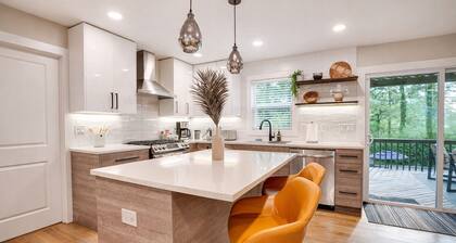Modern Home - Private Pool & Sauna in Atlanta Suburb / World Cup Ready