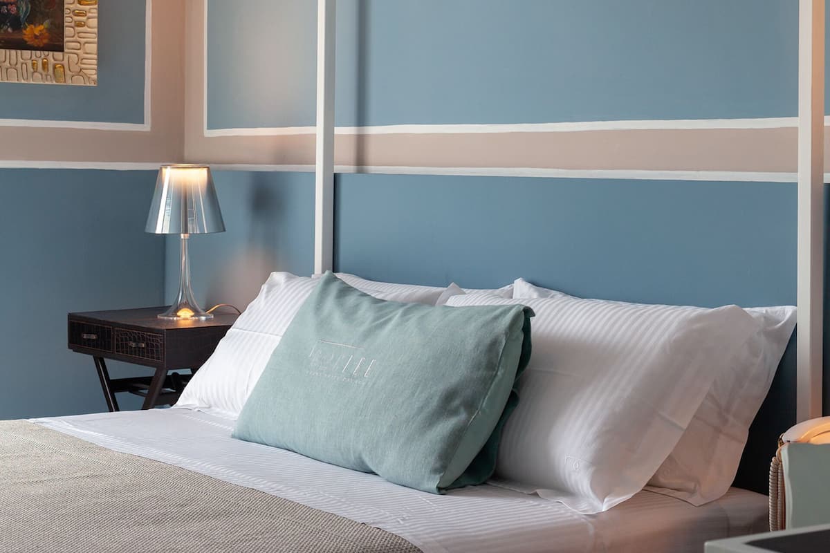 Quarto luxo | 2 quartos, roupas de cama premium